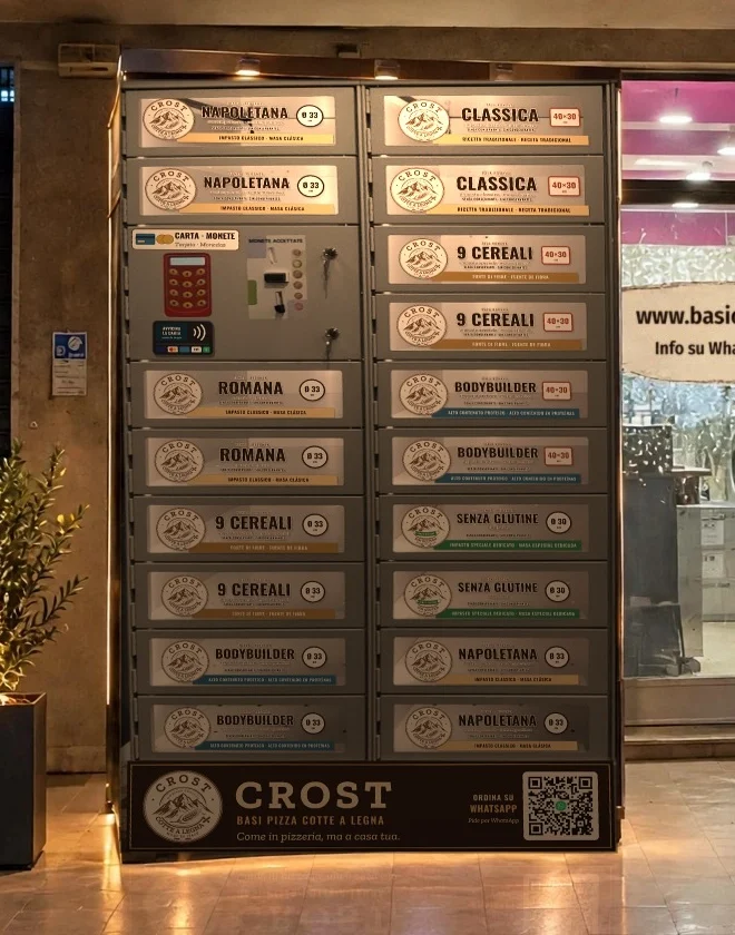 Il locker Crost con 18 sportelli